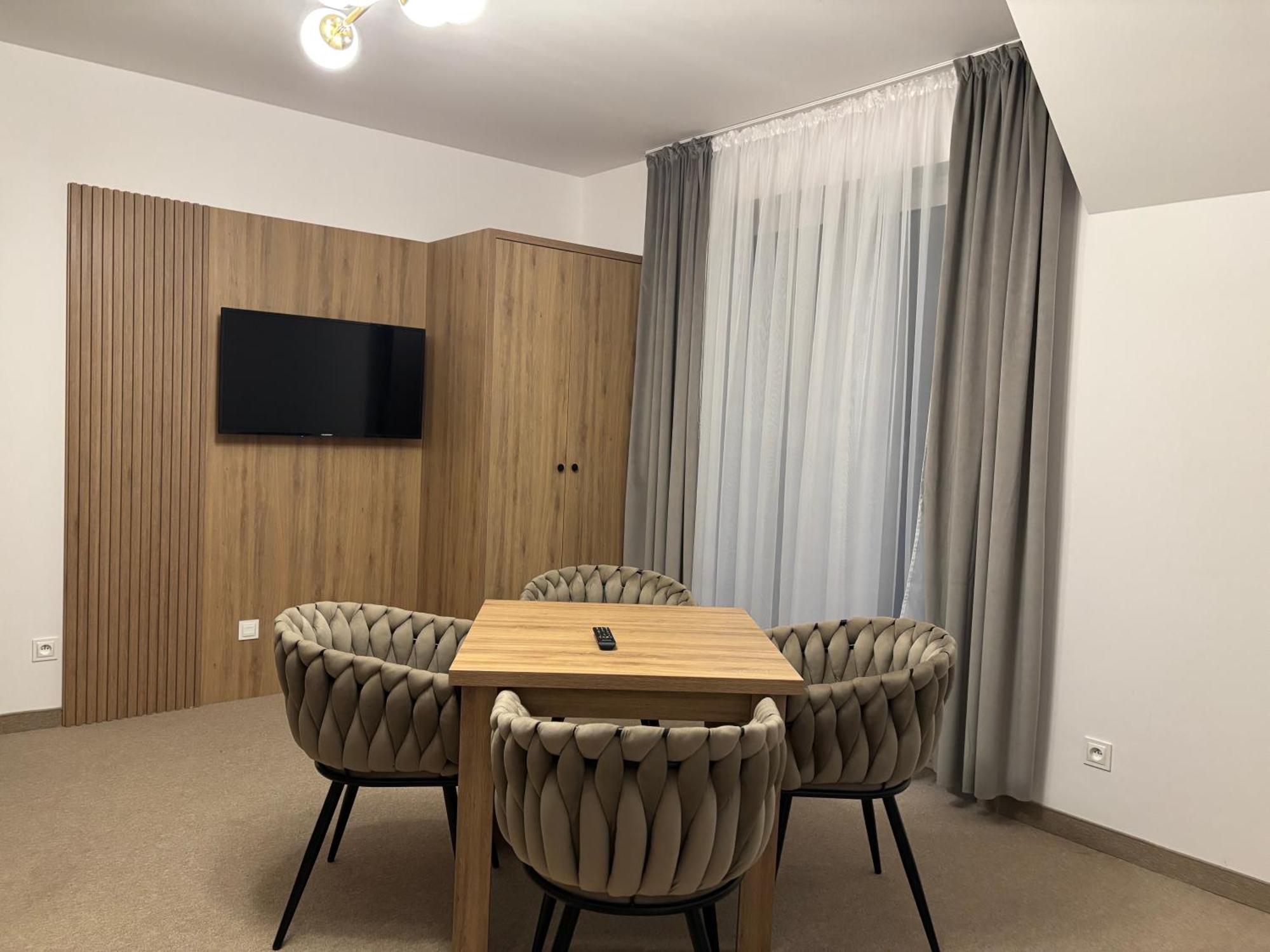Resort Eden - Domki, Pokoje, Apartamenty Ястшембя-Гура Екстер'єр фото